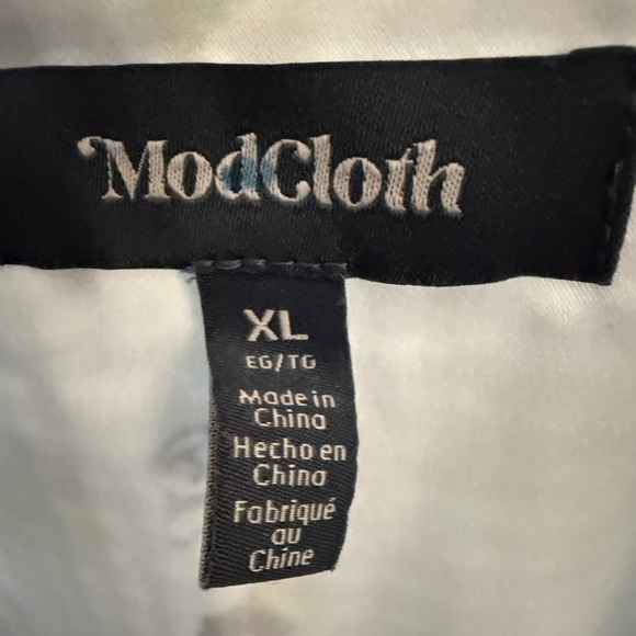 ModCloth Ivory Blue Floral V Neck Peplum Blouse XL Romantic Cottagecore - Picture 2 of 6